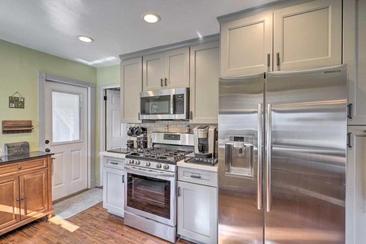 Charming Craftsman Cottage With Garden And Hot Tub! フラートン エクステリア 写真