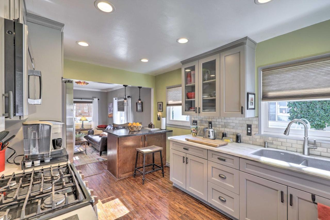 Charming Craftsman Cottage With Garden And Hot Tub! フラートン エクステリア 写真