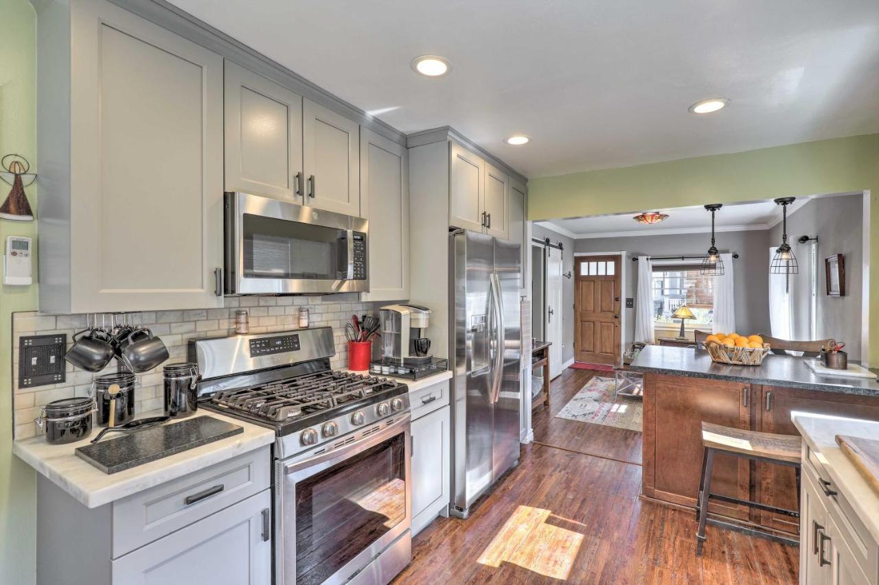 Charming Craftsman Cottage With Garden And Hot Tub! フラートン エクステリア 写真